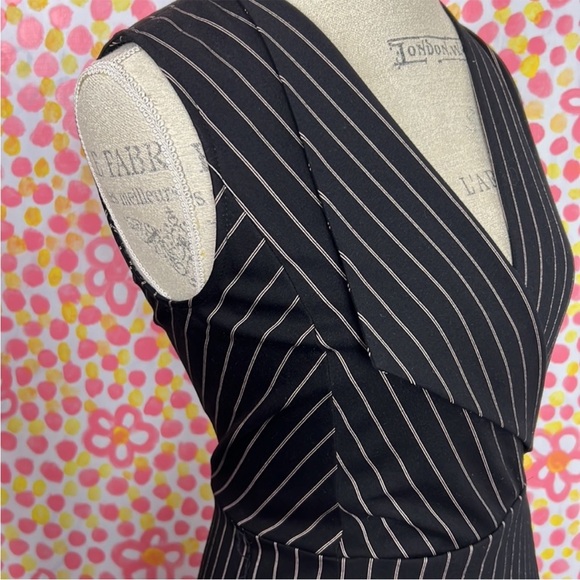 BCBGMAXAZRIA Professional Black Pinstripe Faux-Wrap Asymmetrical Belted Dress XS - Picture 9 of 13